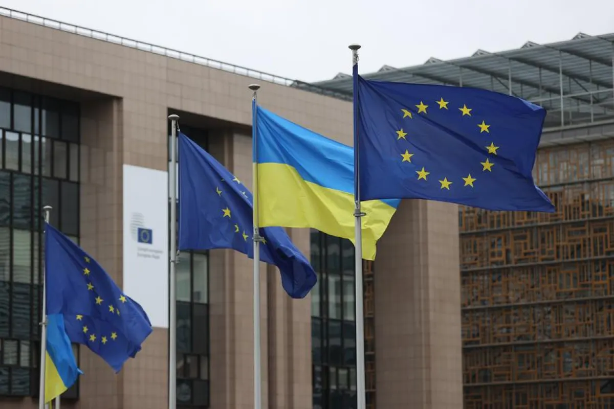 Председатель Европейского совета Антониу Кошта в соцсети X сообщил, что ЕС продвигается по стратегии укрепления Украины и наращивания давления на Россию для достижения «справедливого и устойчивого мира».