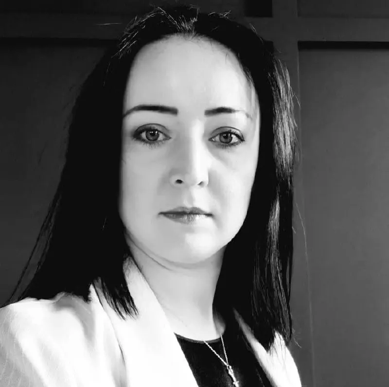 Конституционный суд признал, что совершеннолетние дети имеют право требовать лишения родительских прав родителей, совершивших над ними насилие в детстве — даже если на момент иска ими уже достигнут совершеннолетия.