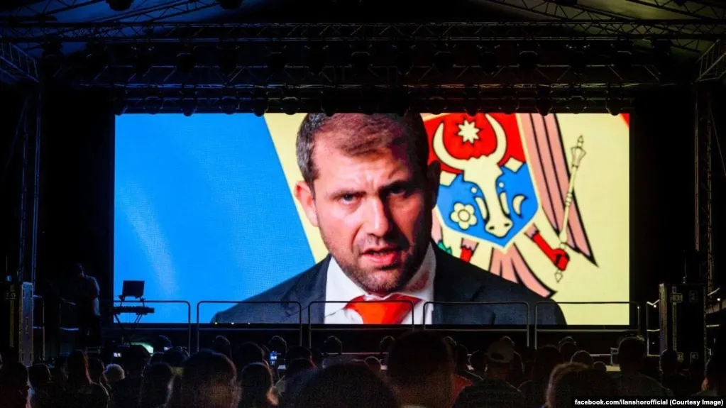 Расследование описывает схему, по которой платежная фирма A7 якобы обходила санкции, используя сеть подставных компаний и банки по всему миру.