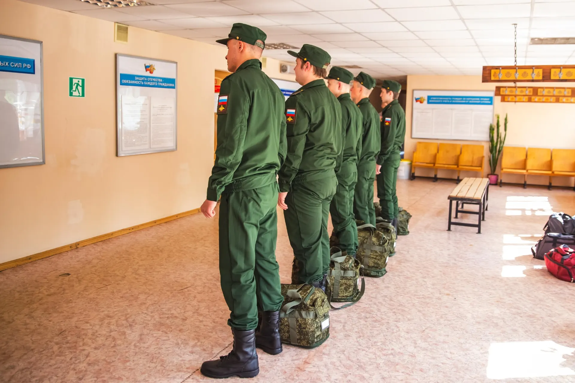 Рассказываем, кого освобождают от службы и какие изменения внесла новая процедура призыва.