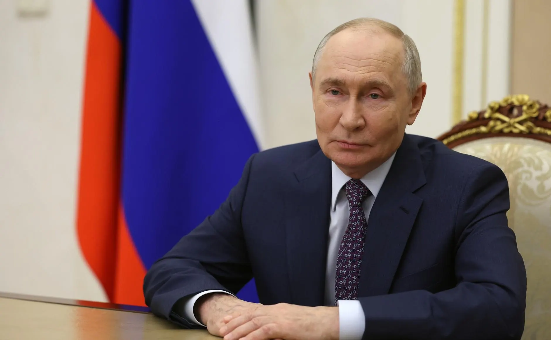 Глава государства поздравил педагогов с профессиональным праздником и отметил их вклад в образование страны.