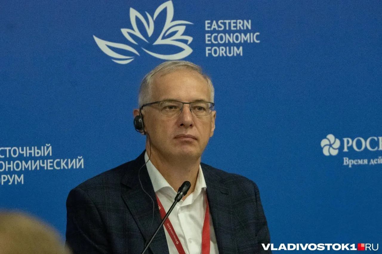 Глава DNS Дмитрий Алексеев прокомментировал кадровые решения в Приморском крае: повышение Олега Кожемяко до полпреда на Дальнем Востоке и назначение Константина Шестакова на пост врио губернатора Владивостока.