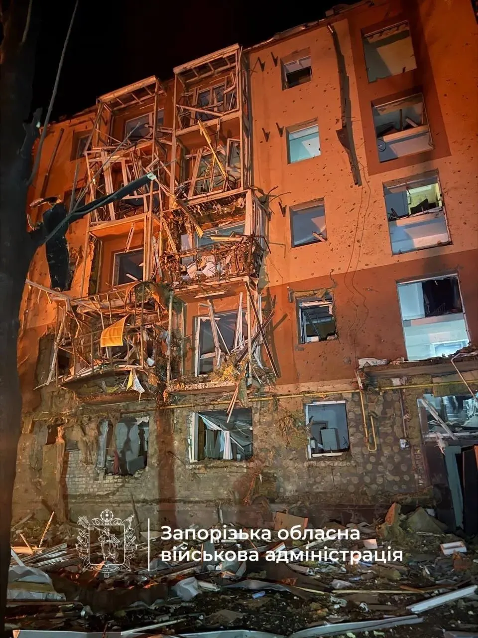 В ночной сводке: БПЛА достигли территорий России, НПЗ в Рязанской области частично остановил переработку, арестован продюсер за призывы к терроризму; обсуждаются новые санкции.