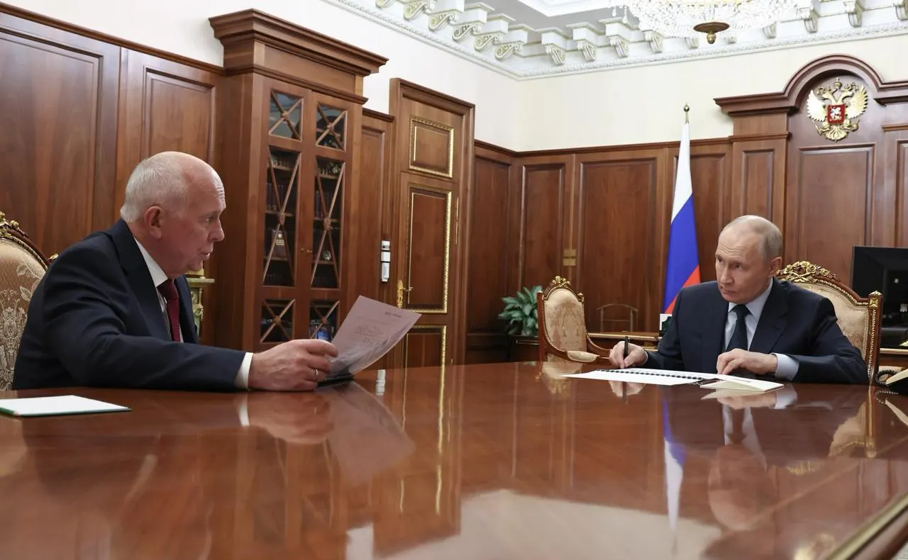Руководство сообщает о сдвиге запуска серийного производства на следующий год; в этом году рассчитывают только на сертификат Ил‑114‑300, а сроки массового выпуска других моделей пересмотрены.