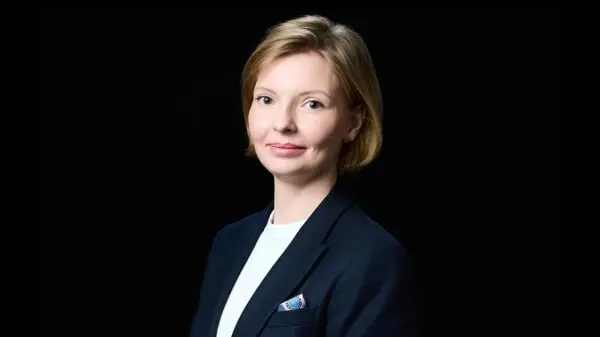 С 1 сентября администраторы доменов в зонах .ru, .рф и .su обязаны проходить идентификацию через портал «Госуслуги». Компаниям рекомендуют провести аудит портфелей доменов и обновить процедуры управления.