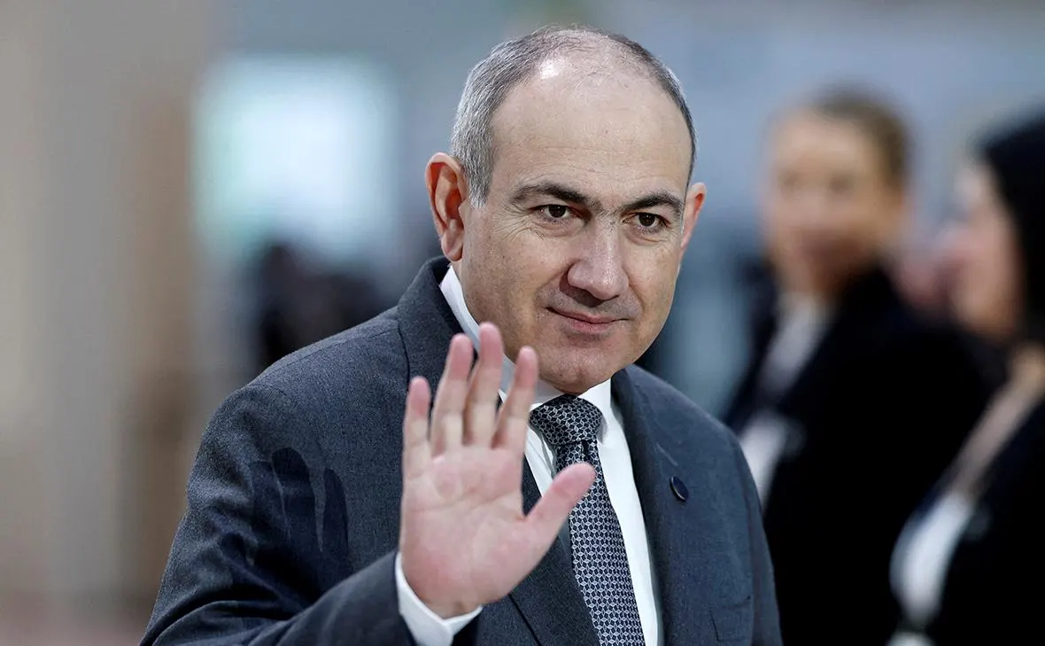 Премьер-министр Армении заявил, что республика не станет резко покидать ЕАЭС и не будет вступать в полемику по вопросу выбора между ЕС и ЕАЭС.