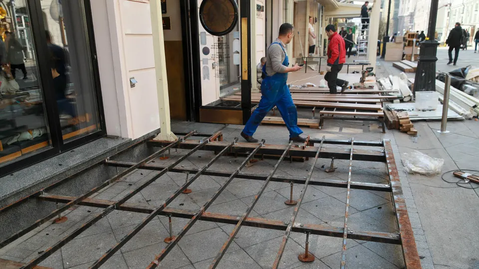 В первом квартале 2026 года ликвидировано около 209 тысяч малых и средних предприятий — на 9% больше по сравнению с прошлым годом. Главные причины: повышение налогов, рост ставок и сокращение покупательской способности.
