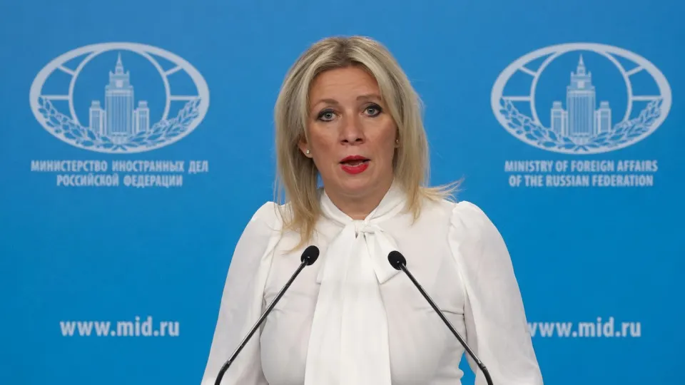 Официальный представитель МИД заявила, что любая посягательство на проживающих в Приднестровье россиян встретит незамедлительный и адекватный ответ; это заявление последовало на фоне указа о выдаче паспортов и поправок, расширяющих право применения армии за рубежом.