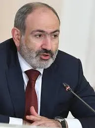 Премьер-министр Армении пообещал возмещение убытков и помощь в повышении качества продукции для производителей, столкнувшихся с ограничениями экспорта в Россию; рассматриваются альтернативные рынки сбыта.