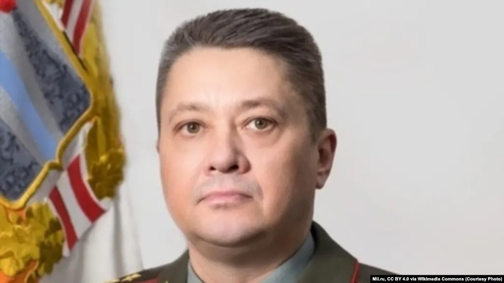 Минобороны подтвердило, что генерал‑полковник Александр Чайко в мае 2026 года назначен главнокомандующим ВКС. Ранее он командовал группировкой в Сирии и Восточным военным округом; против него введены санкции ЕС, а украинские власти обвиняют в ударах по жилым домам.