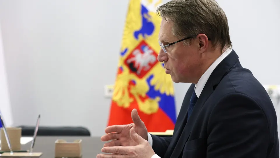 Министр здравоохранения заявил, что большая часть ординатуры финансируется целевыми местами; приём в медвузах за последние годы значительно вырос, а для выпускников введена обязательная отработка.