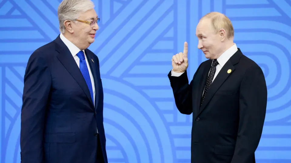 Из‑за нехватки бензина на внутреннем рынке Москва ведёт переговоры о поставке около 50 тысяч тонн АИ‑92 из Казахстана; рассматривается обмен на поставки авиакеросина.