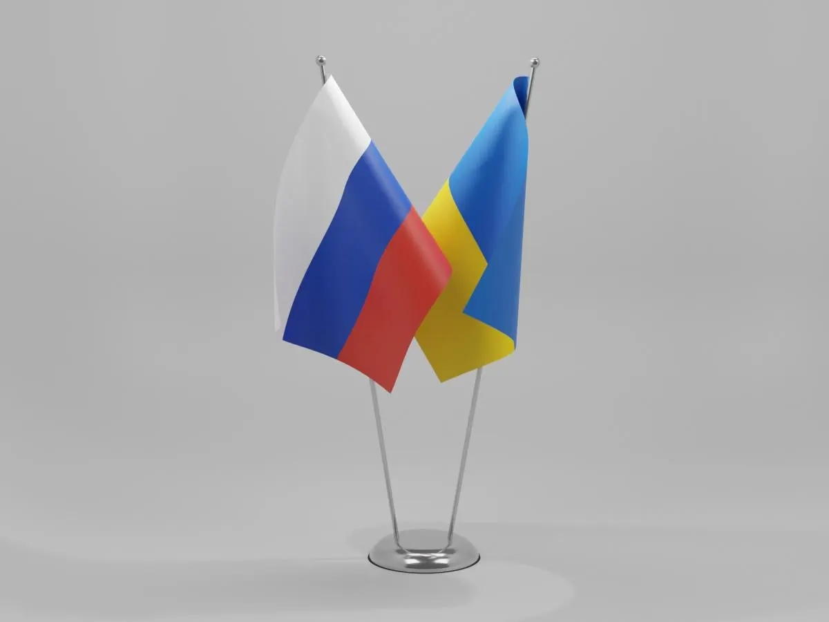 Удары по энергетической инфраструктуре и рост производства дальнобойных дронов усугубили в России топливный кризис и сводят на нет шансы на конструктивные переговоры: Москва требует радикальных уступок, а власти готовятся к укреплению ПВО и увеличению военного производства.