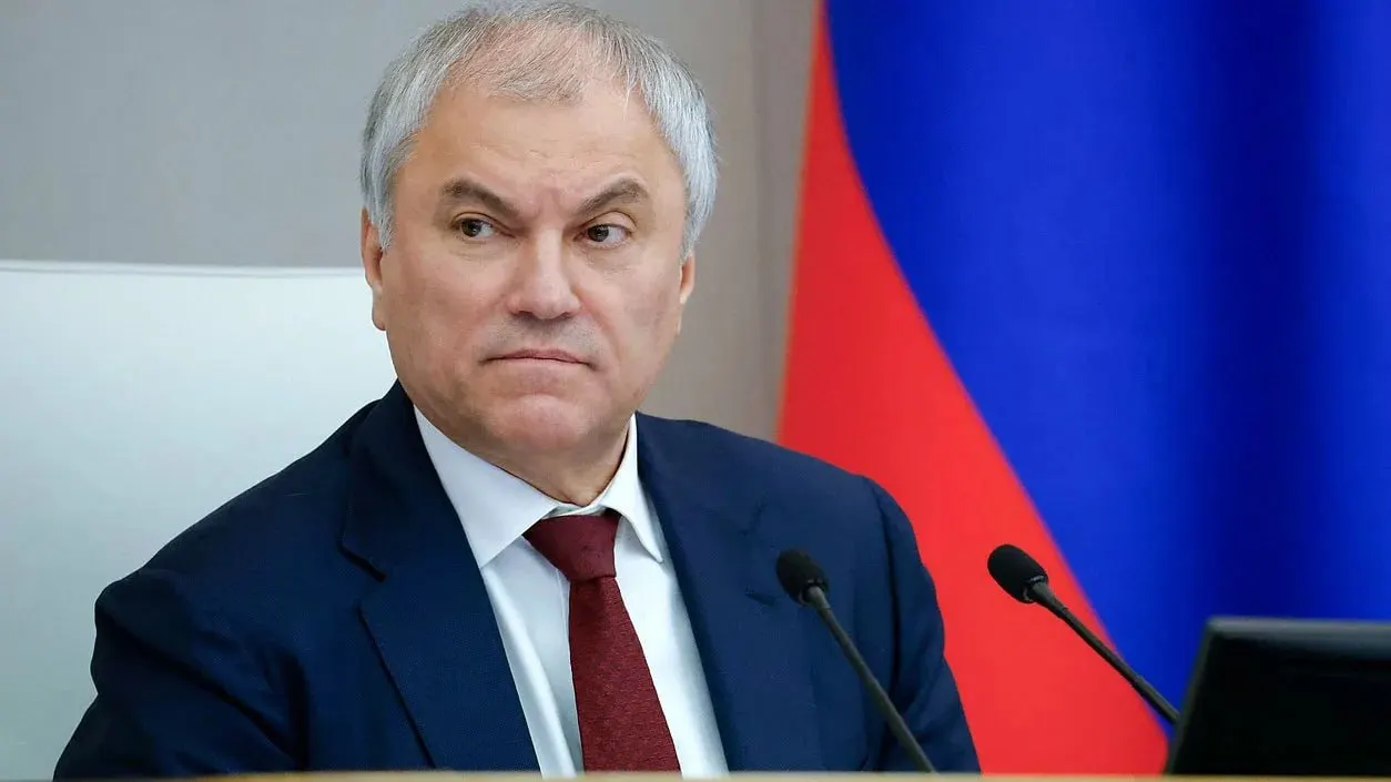 Председатель Госдумы подчеркнул, что законы принимаются по запросам российских граждан, а обвинения в «только запретах» не соответствуют действительности.